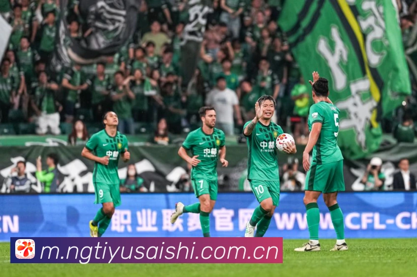 田径巴雷加冲击世界长跑新纪录背后坚持与速度的双重传奇之路故事成长观察-深度解析 田径巴雷加冲击世界长跑新纪录背后坚持与速度的双重传奇之路故事成长观察-深度解析